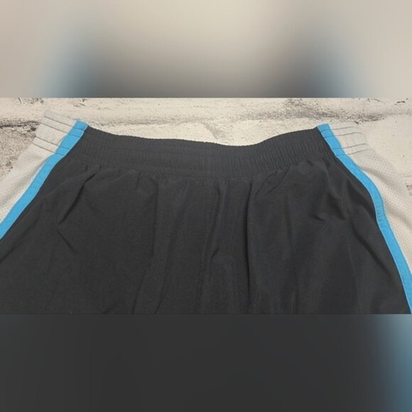 Under Armour Navy Blue Activewear Lined Running Shorts - Picture 3 of 9